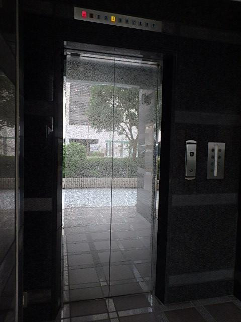 ホール②