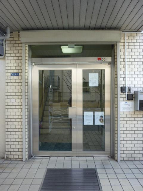 ハタビルエントランス①