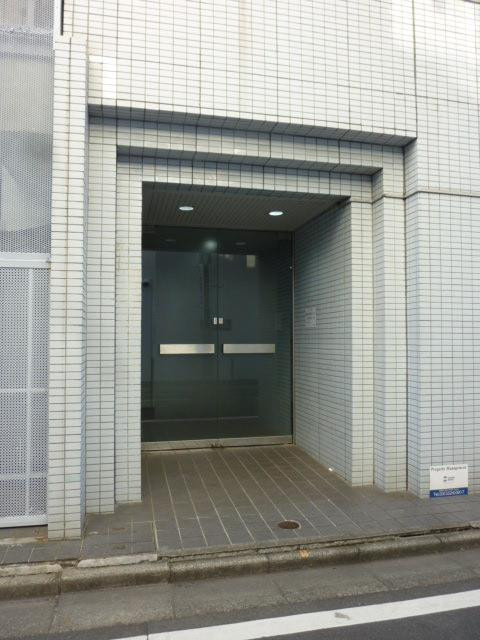 エントランス①