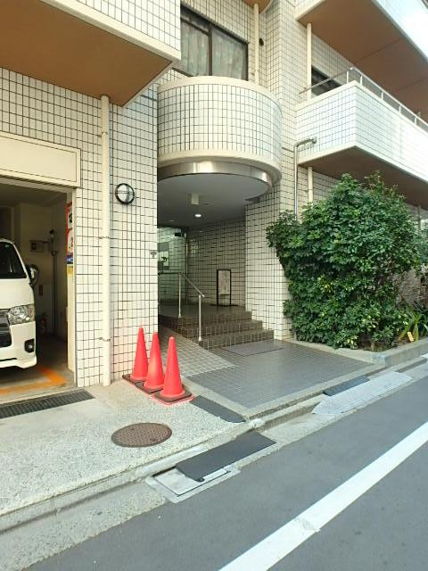 ヴェラハイツ亀戸参番館エントランス①