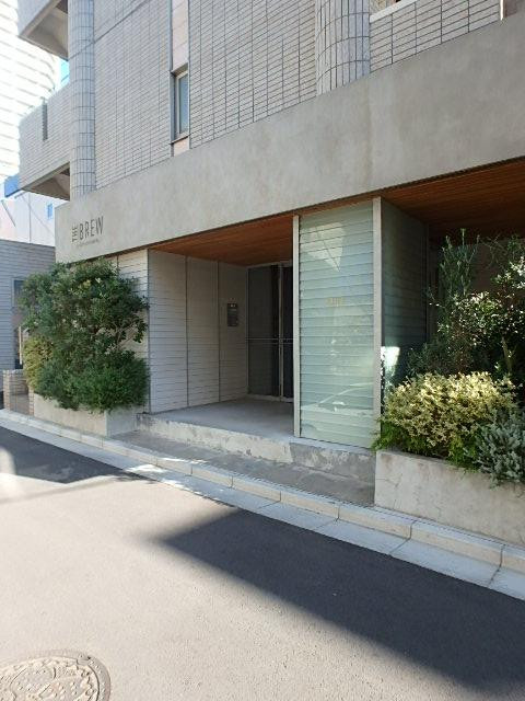 エントランス①