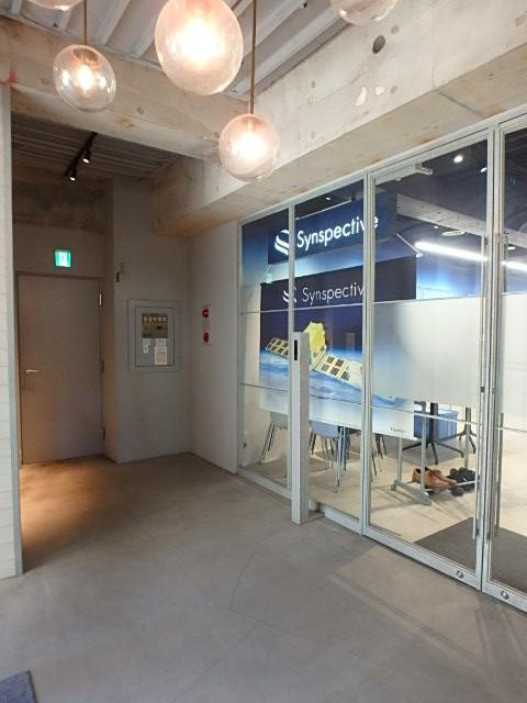 ホール①