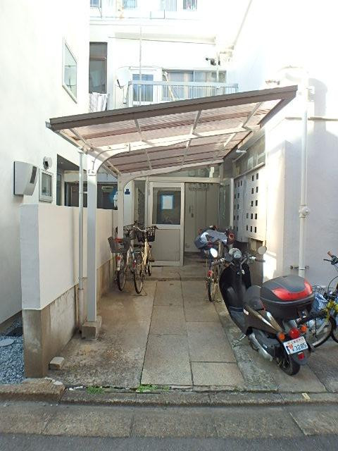 常盤マンションエントランス②