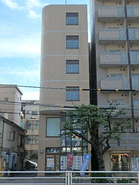 ウィスタリアＹＯＳＨＩＤＡ外観①(メイン)