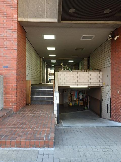 和倉ビルエントランス②