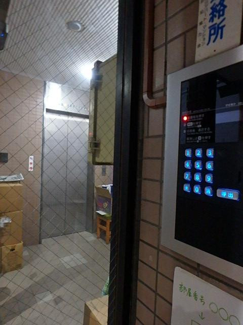 泉屋ビルホール③