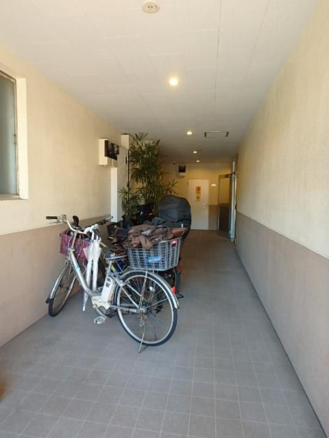 安田ビルエントランス②