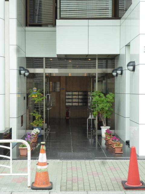 玉河ビルエントランス①