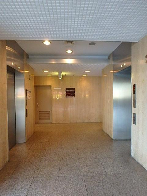 東京原木会館ビルホール②