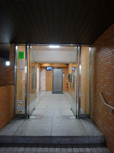 エントランス②