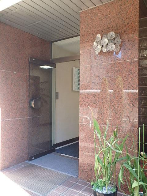 霜ビル１エントランス②