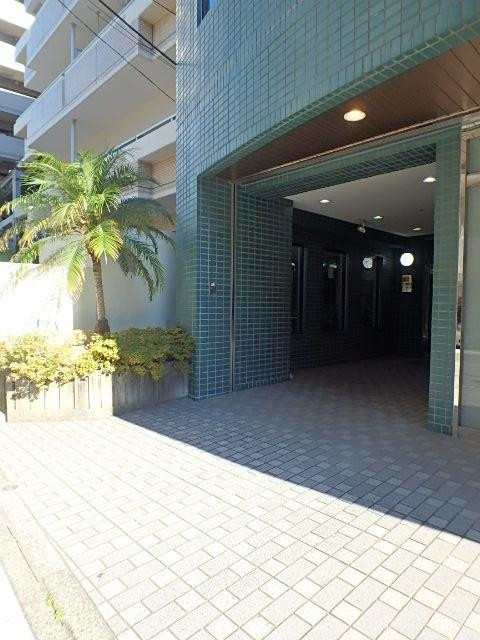 ヒマワリビルエントランス②