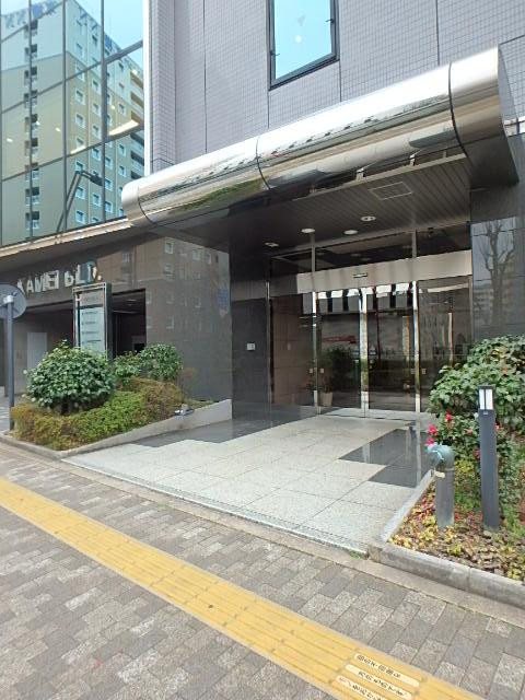 亀井ビルエントランス①