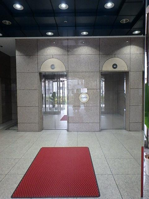 亀井ビルホール①