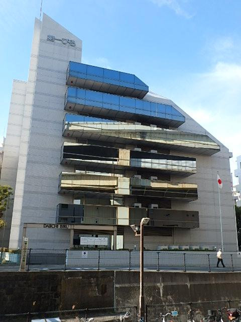 第１びる本館外観①(メイン)