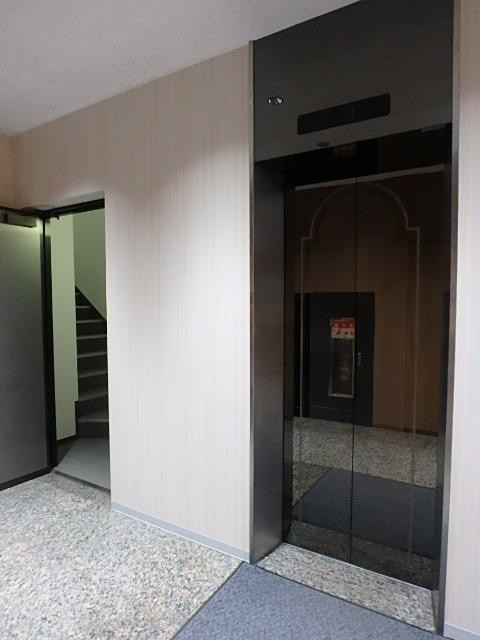 ホール③