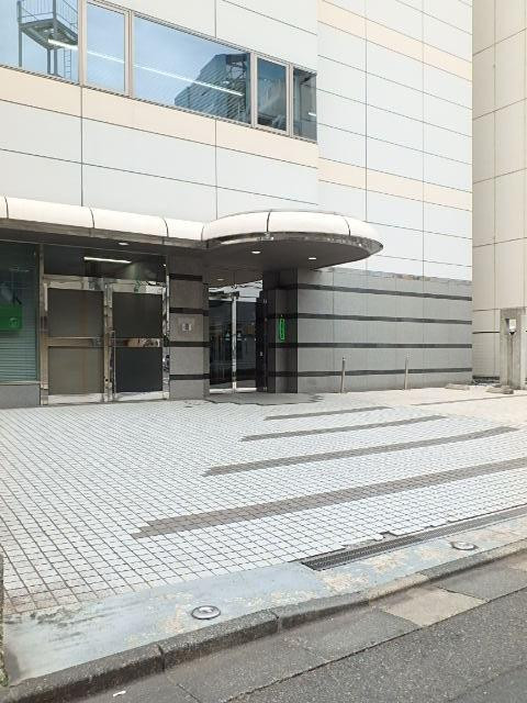 木場岡本ビルエントランス①