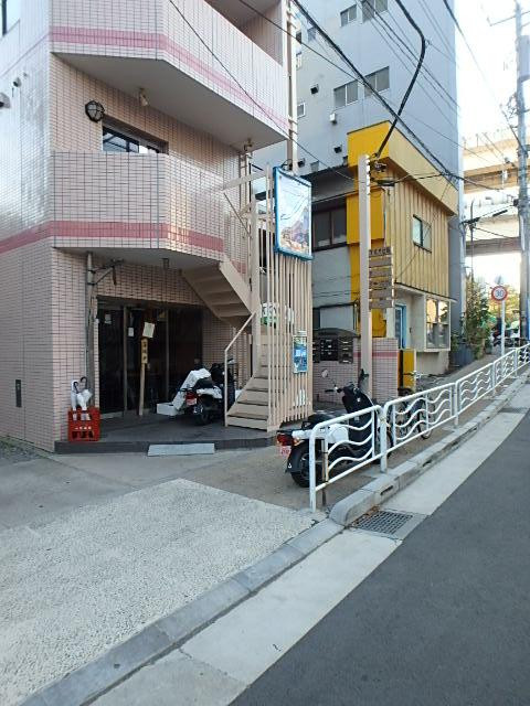 ＴＫＹビルエントランス①