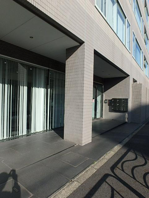 エントランス①