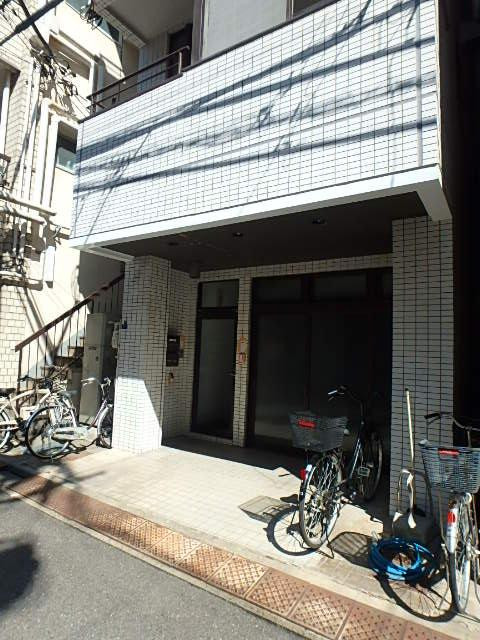 舩田ビルエントランス②