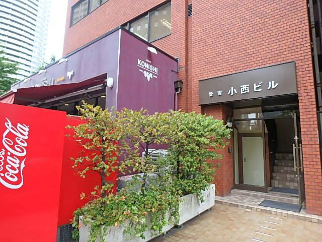 愛宕小西ビルエントランス①