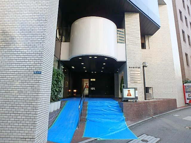 オリエント赤坂モートサイドビルエントランス①
