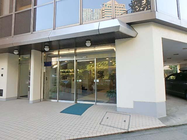 赤坂ライオンズビルエントランス①