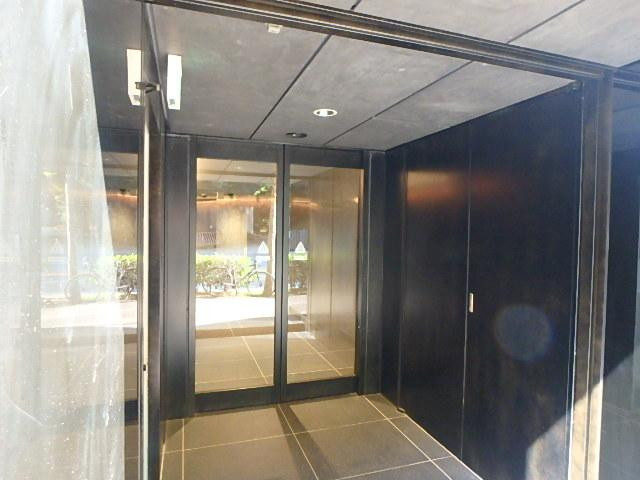 メットライフ元赤坂ウェストエントランス②