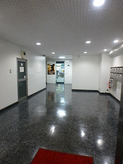 元赤坂マンションホール①