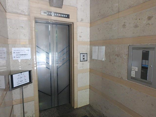 名和ビルホール①