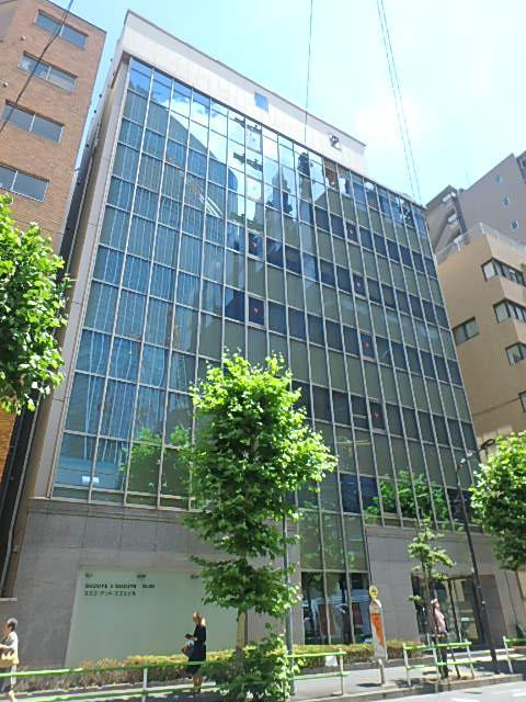 スズエ・アンドスズエビル外観②
