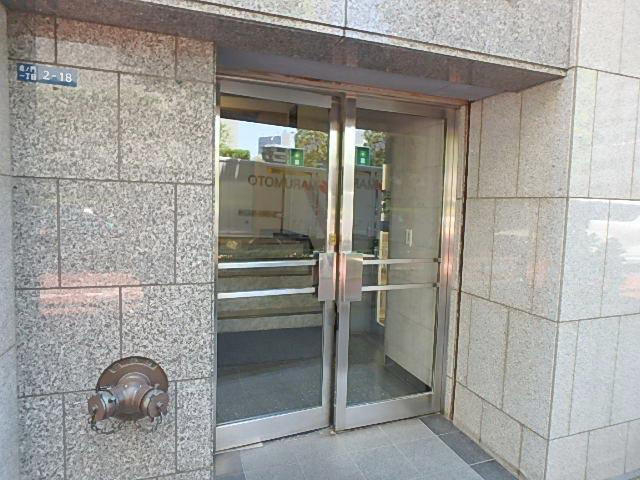 虎ノ門興業ビルエントランス②