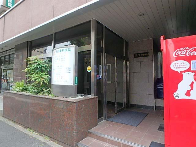 芝ロイヤルビルエントランス①