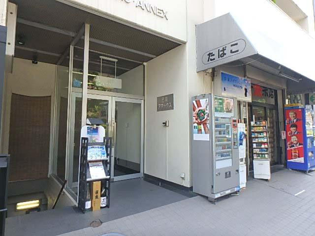 巴町アネックスエントランス①