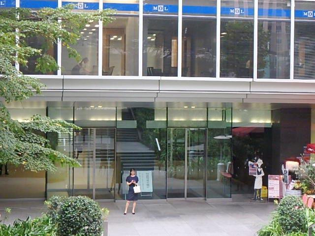 商船三井ビルディングエントランス②