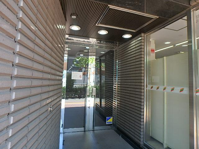 虎ノ門東宝ビルエントランス②
