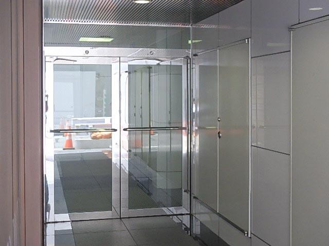 虎ノ門石井ビルエントランス②