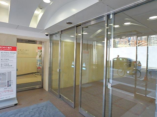 虎ノ門東洋ビルエントランス③