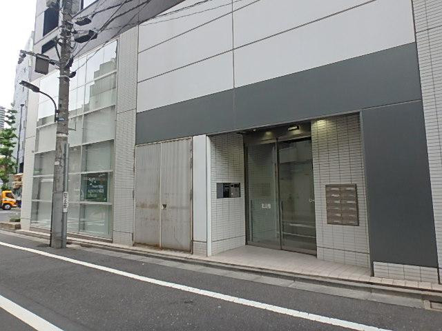 クローバー神谷町エントランス①