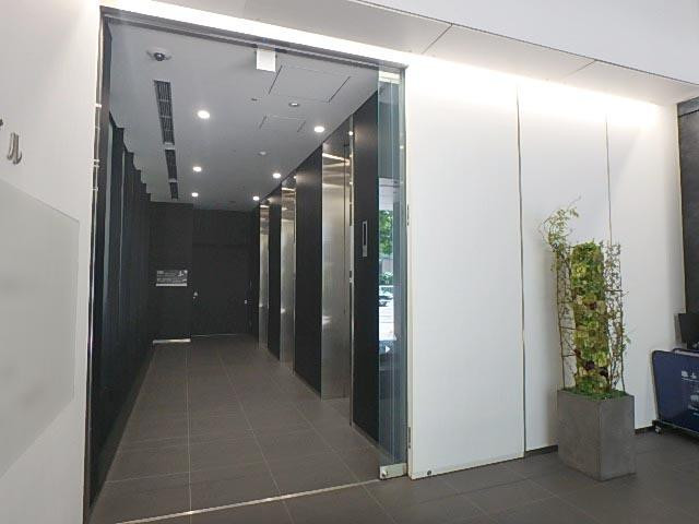 ヒューリック虎ノ門ビルエントランス④