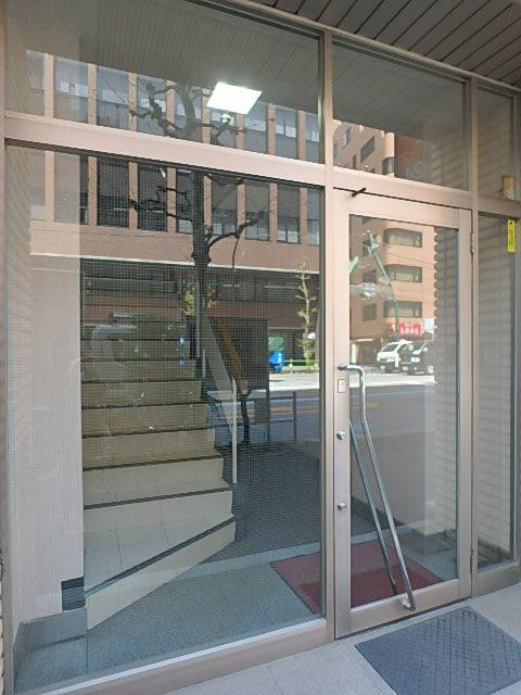 西山ビルエントランス②