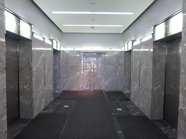 ホール②
