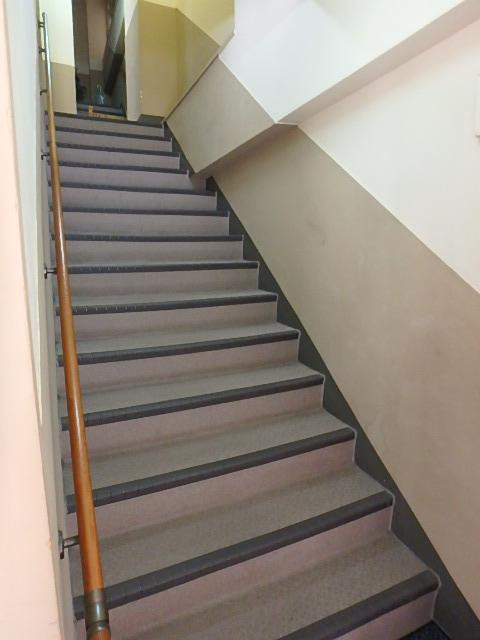 奥山ビルホール①