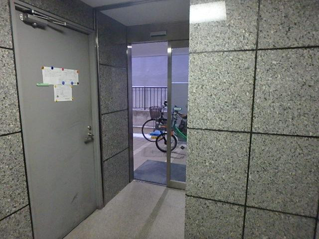 ホール②