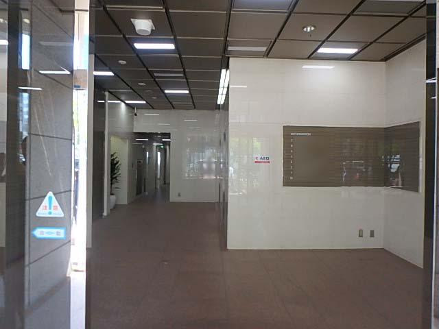 ホール①