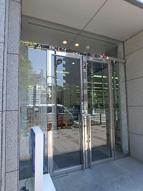 芝信三田ビルエントランス②