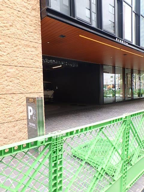 エントランス②