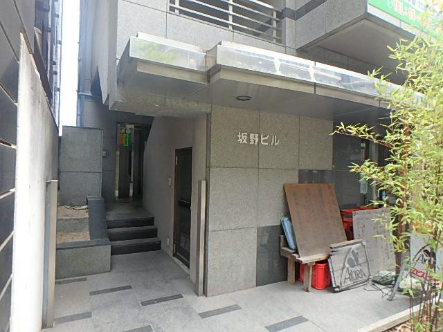 坂野ビルエントランス①