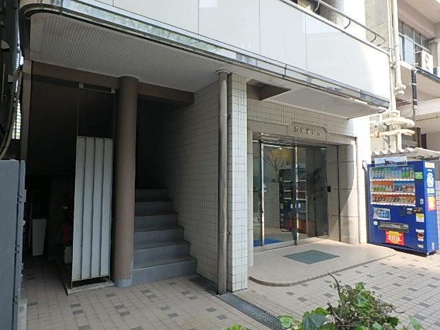 エントランス①
