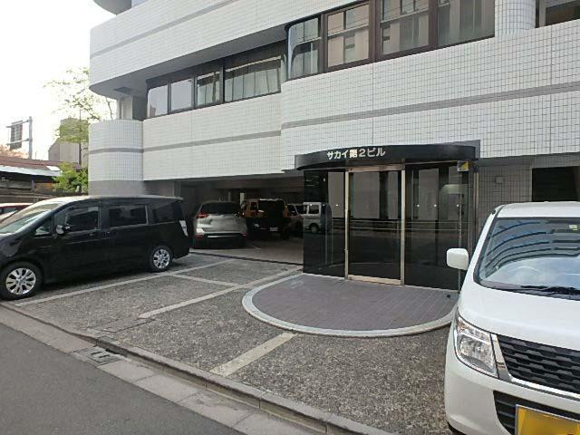 サカイ第２ビルエントランス①